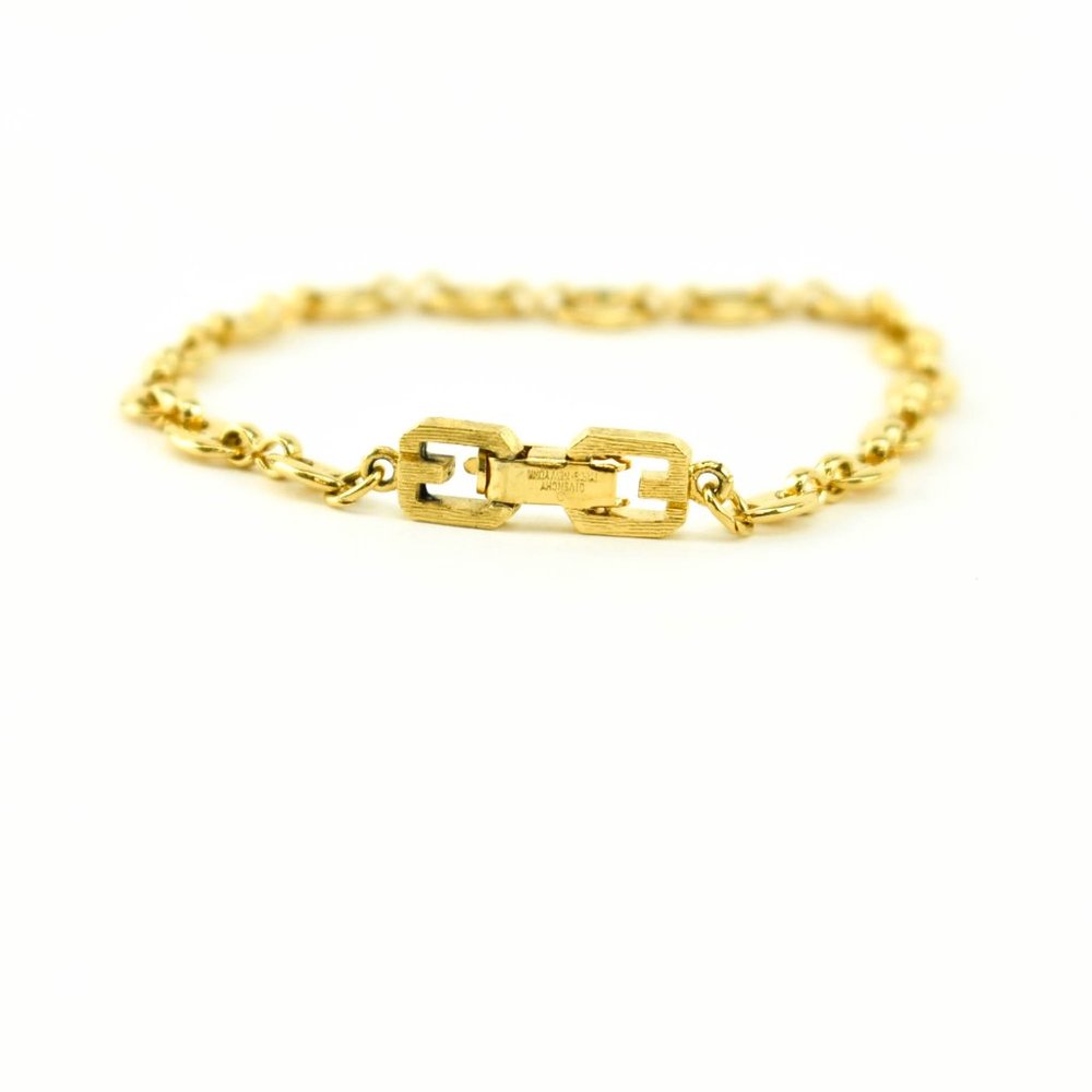 GIVENCHY: Gold, Marina Link "G" Clasp Bracelet mz - Picture 4 of 8